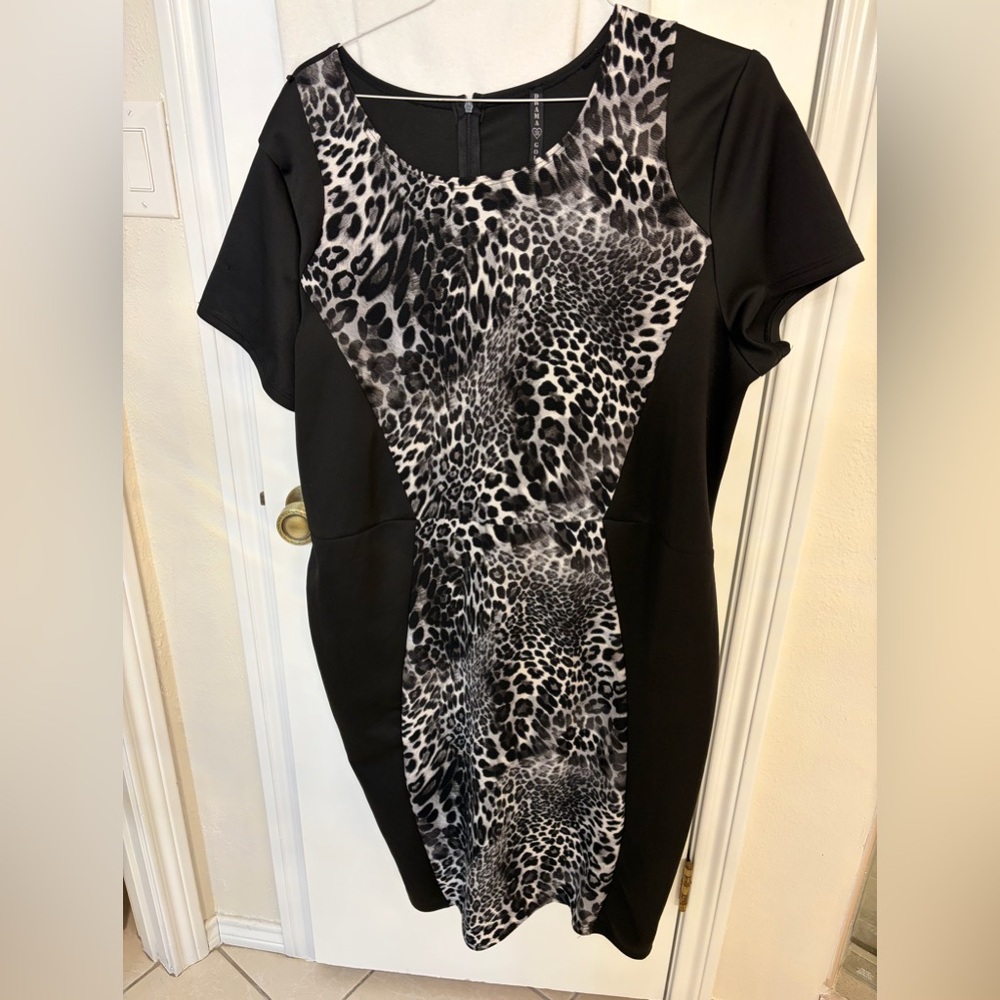 Drama Gold Sheath Black Stretch w Animal Print Dress Like New Condition Size 3X